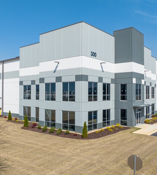 More Photos Of 300 International Pky, Adairsville Distribution For Lease