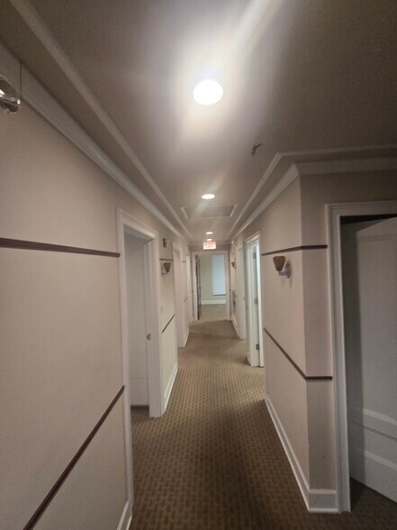 More Photos Of 4601 N Park Ave, Chevy Chase Apartments For Sale