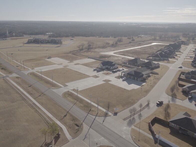 More Photos Of 1305-1367 E 45th St, Shawnee Land For Sale