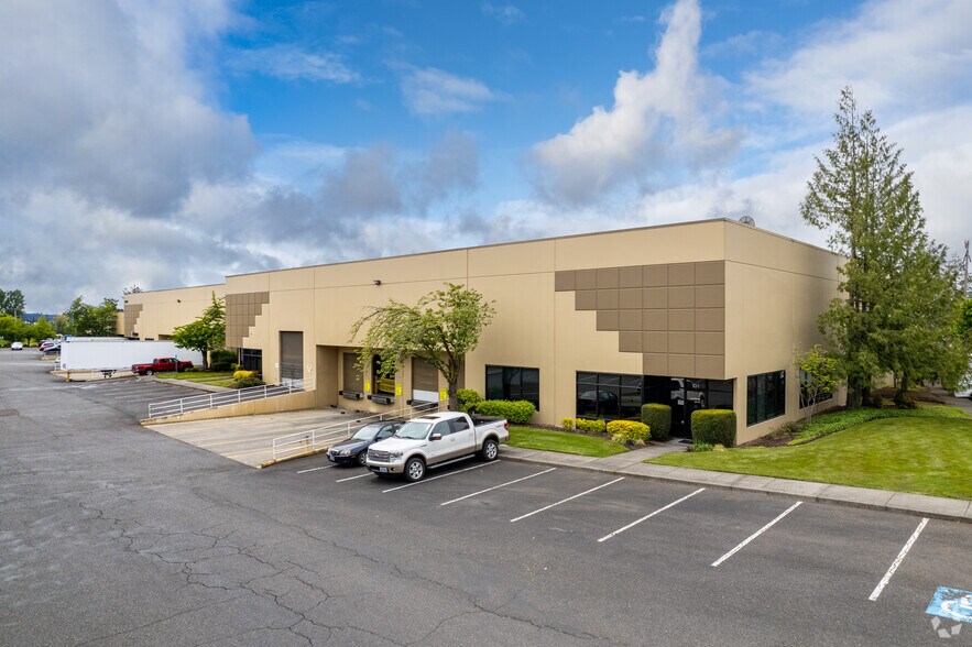 More Photos Of 27350 SW 95th Ave, Wilsonville Unknown For Lease