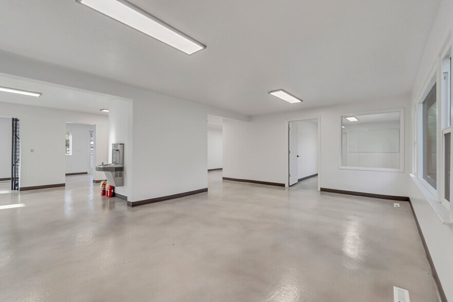 More Photos Of 15 E 700 N, Orem Coworking Space