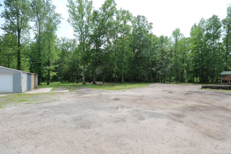 More Photos Of 430-440 Milford Church Rd, Taylors Industrial For Lease