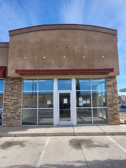 More Photos Of 434-438 Eagleridge Blvd, Pueblo Freestanding For Sale