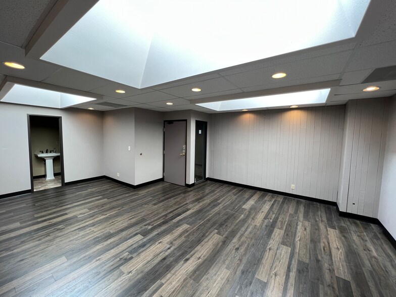 More Photos Of 3100 N Academy Blvd, Colorado Springs Medical For Sale