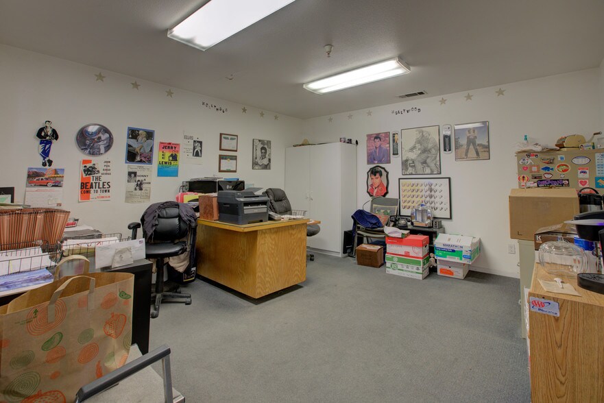 More Photos Of 17094 Road 26 Rd, Madera Auto Repair For Sale