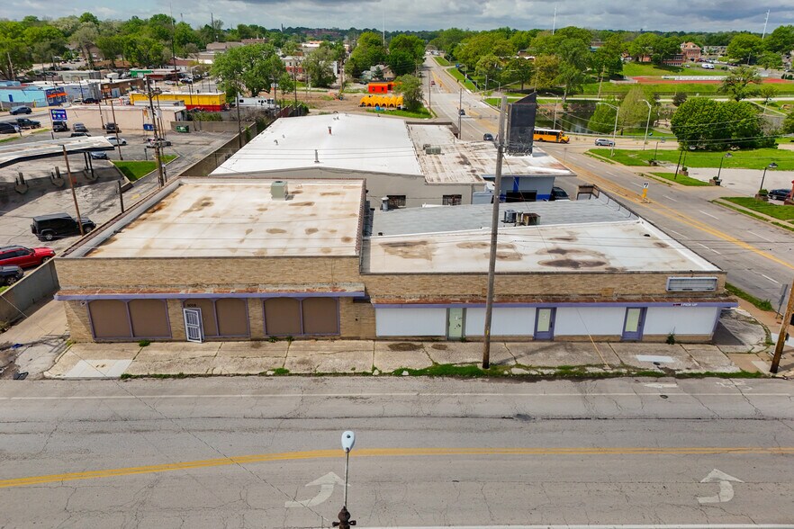 More Photos Of 1016-1020 N 10th St, Kansas City Light Distribution For Sale