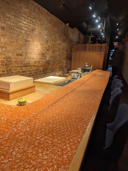 Primary Photo Of 566 Amsterdam Ave, New York Apartments For Lease