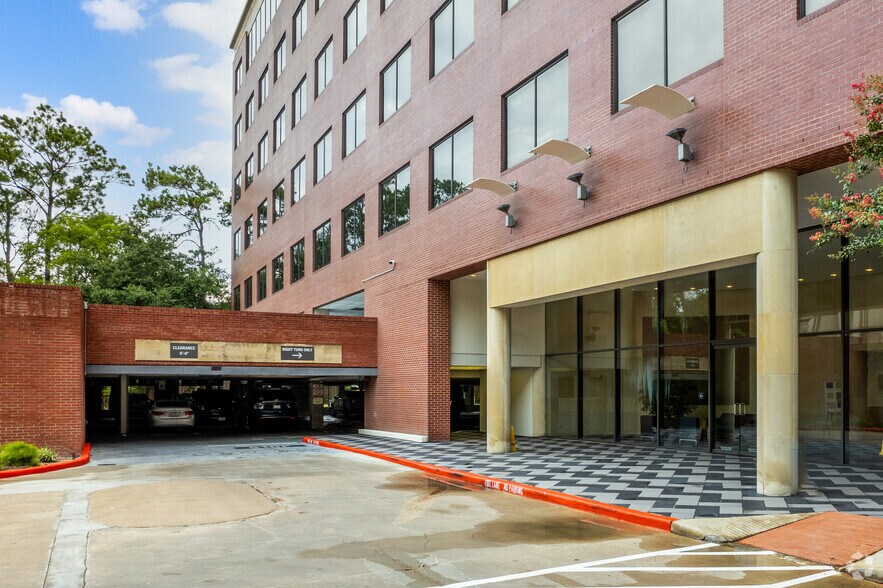 Primary Photo Of 510 Bering Dr, Houston Office For Lease