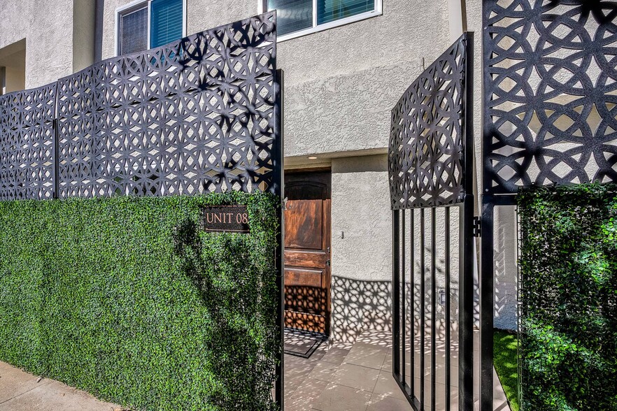 More Photos Of 1405 N Normandie Ave, Los Angeles Apartments For Sale