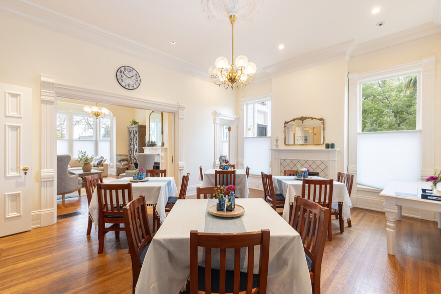 More Photos Of 423 Seminary St, Napa Specialty For Sale