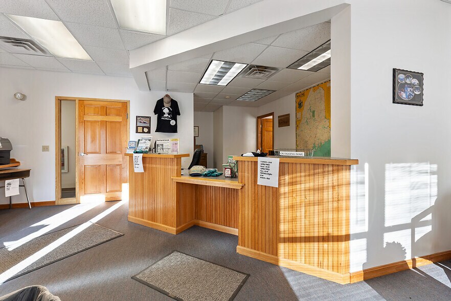 More Photos Of 525 Eastern Ave, Augusta Office For Sale