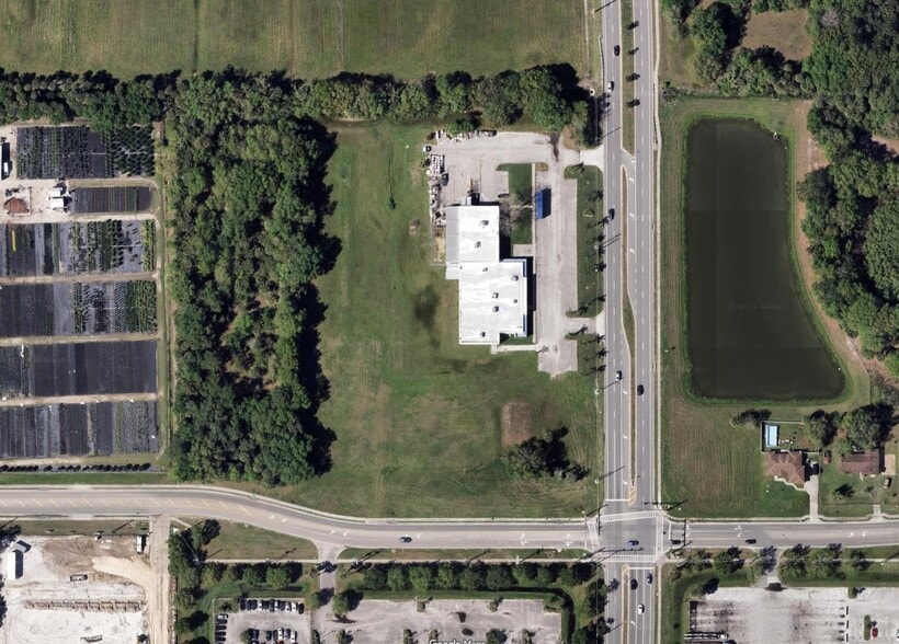 More Photos Of 700 Martin Luther King Jr Blvd, Sanford Warehouse For Sale