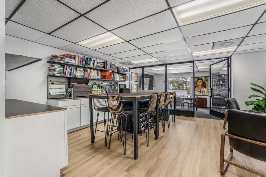 More Photos Of 720 N Ventura Rd, Port Hueneme Office Residential For Sale