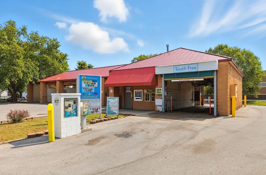 Primary Photo Of 6500 Greenwood Dr, Louisville Carwash For Sale