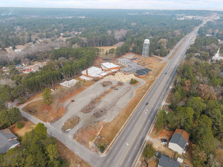 More Photos Of 711 N Chapin Rd, Aberdeen Flex For Sale