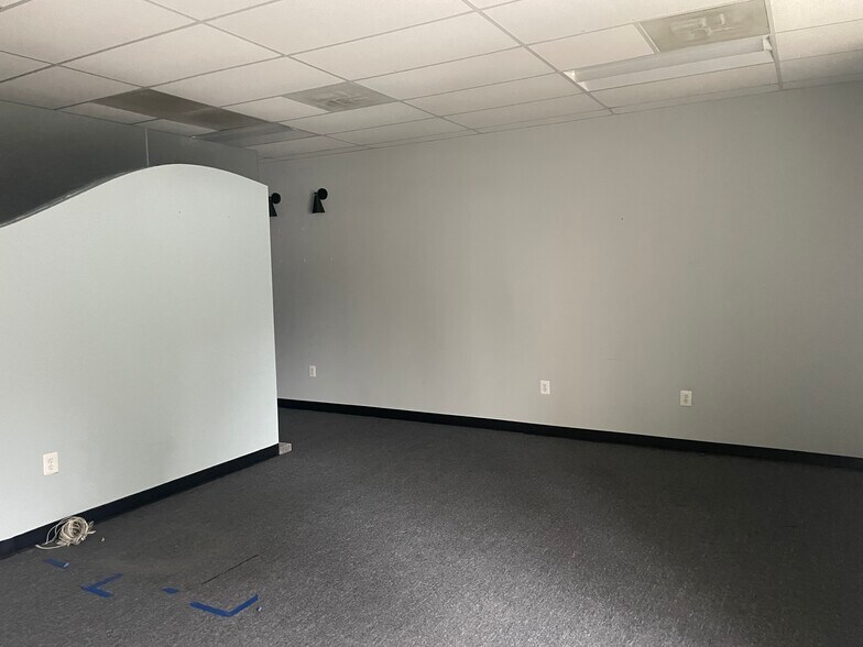 More Photos Of 331 Gambrills Rd, Gambrills Medical For Lease