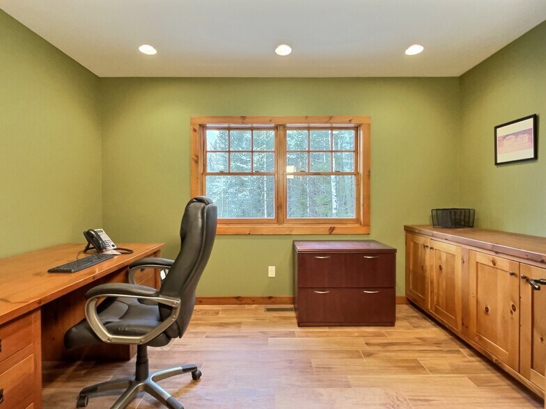 More Photos Of 5771 US Highway 45, Land O Lakes Office For Sale