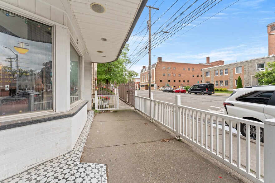 More Photos Of 21 Main St, Binghamton Restaurant For Sale