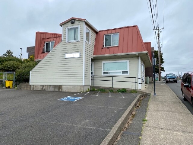 More Photos Of 242 W Olive St, Newport Rehabilitation Center For Sale