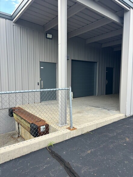 More Photos Of 1161 58th St SW, Wyoming Manufacturing For Sale