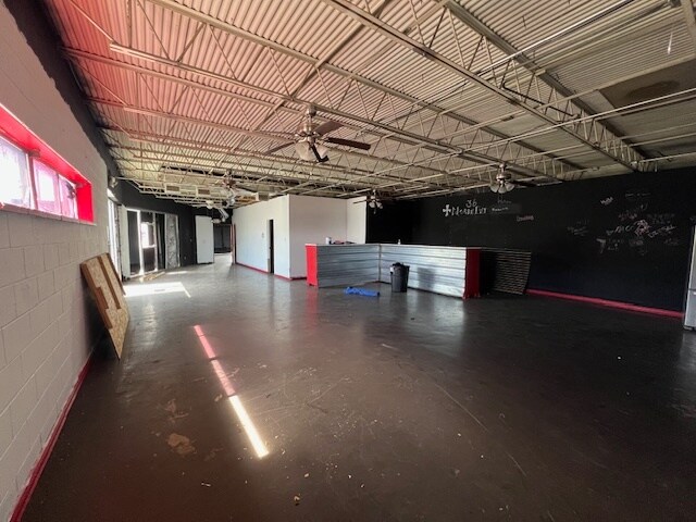 More Photos Of 802-806 N Gray St, Killeen Restaurant For Sale