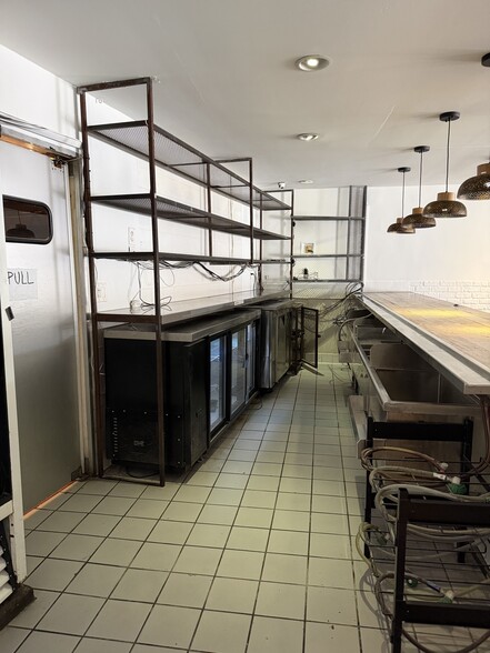 More Photos Of 3129 W Sunset Blvd, Los Angeles Apartments For Lease