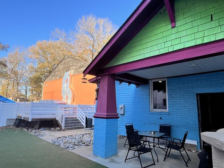 More Photos Of 2220 Laskin Rd, Virginia Beach Freestanding For Sale