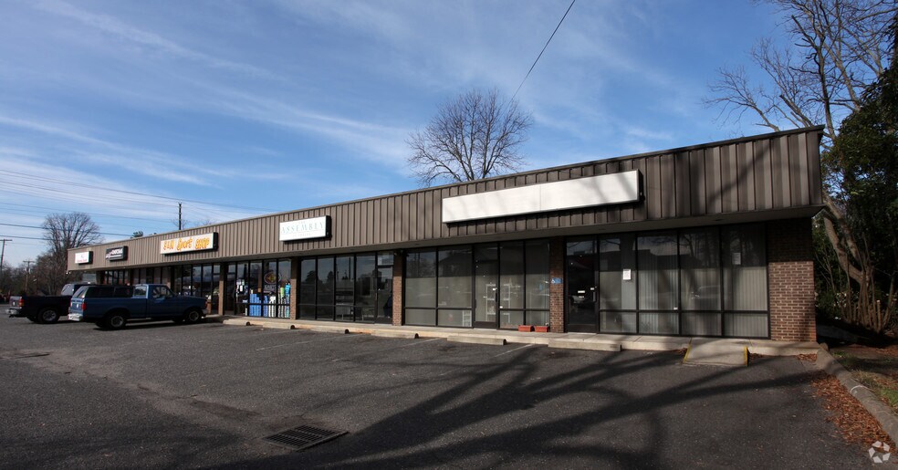 More Photos Of 707 S Lafayette St, Shelby Unknown For Lease