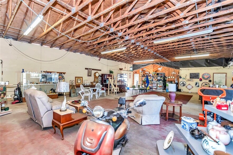 More Photos Of 7846 SW State Road 200, Ocala Garden Center For Sale