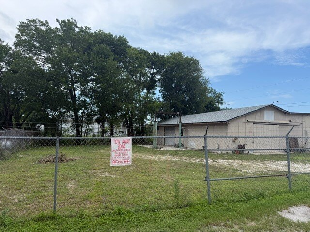 More Photos Of 1520 N Nova Rd, Daytona Beach Manufacturing For Lease