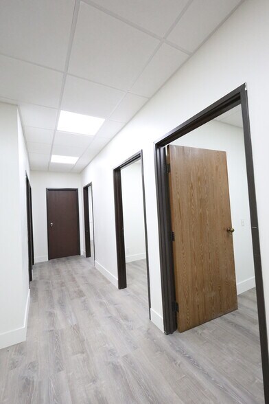 More Photos Of 1801 W Romneya Dr, Anaheim Office Residential For Lease