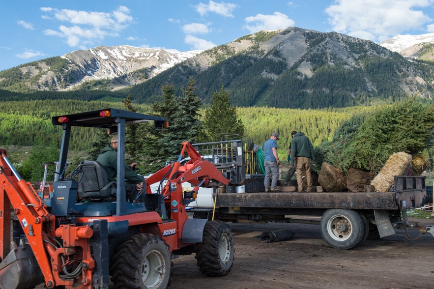 More Photos Of 305 Buckley Dr, Crested Butte Contractor Storage Yard For Sale