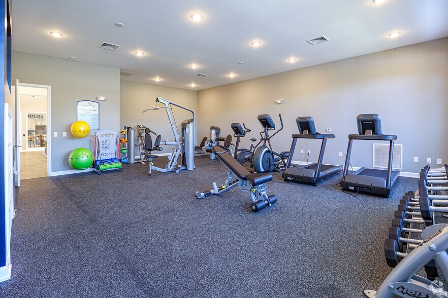 More Photos Of 5401 Commonwealth Centre Pky, Midlothian Apartments For Sale