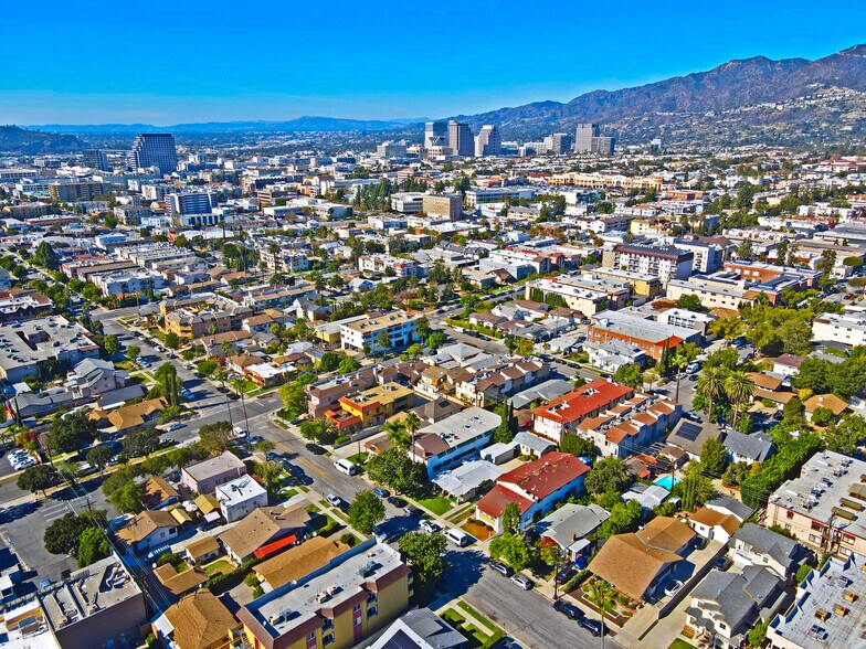 More Photos Of 1001 Orange Grove Ave, Glendale Apartments For Sale