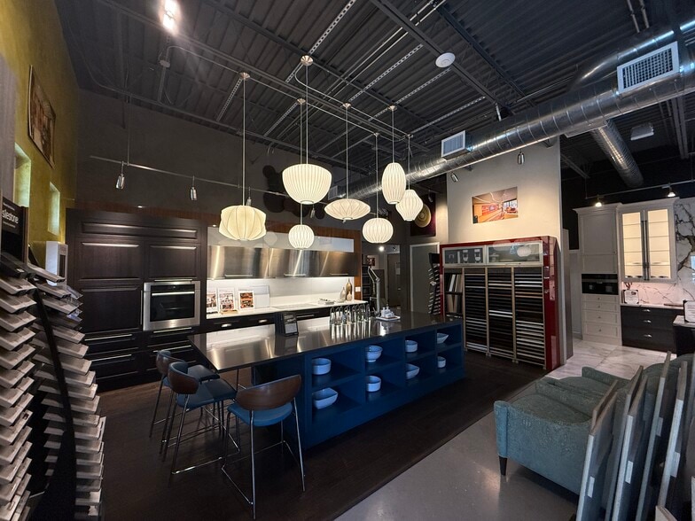 More Photos Of 25081 Bernwood Dr, Bonita Springs Office For Sale