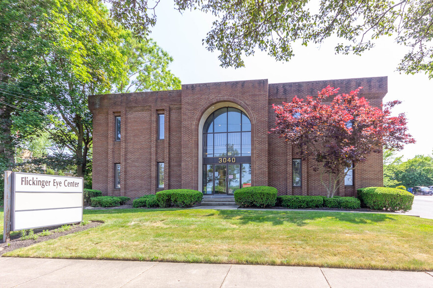 Primary Photo Of 3040 W Market St, Fairlawn Office For Lease