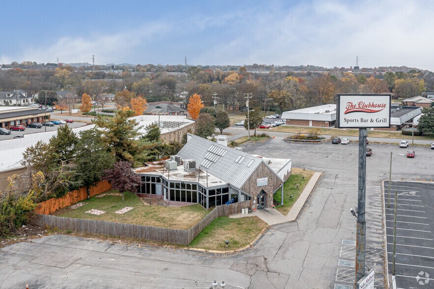 More Photos Of 271 Gleaves St, Madison Restaurant For Sale