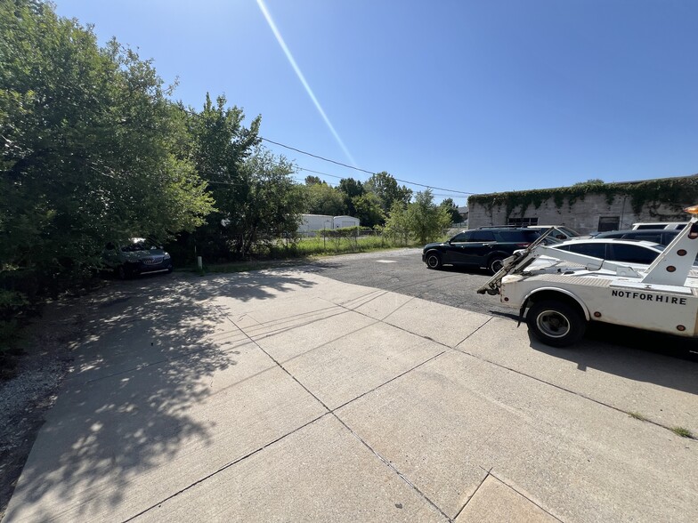 More Photos Of 2224 S Air Depot Blvd, Midwest City Freestanding For Sale