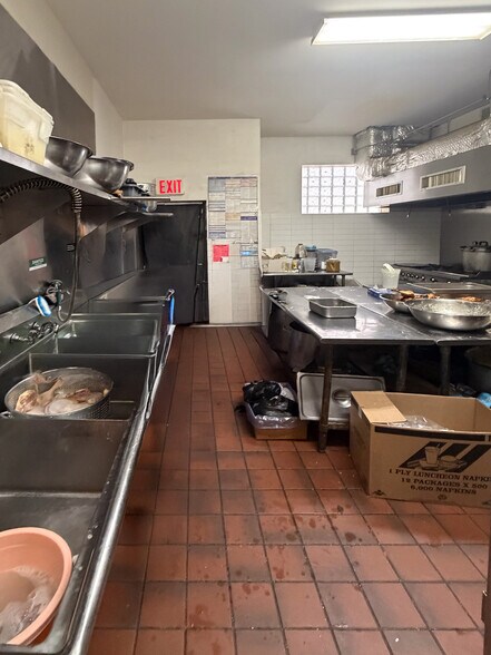 More Photos Of 410 Utica Ave, Brooklyn Storefront Retail Office For Sale