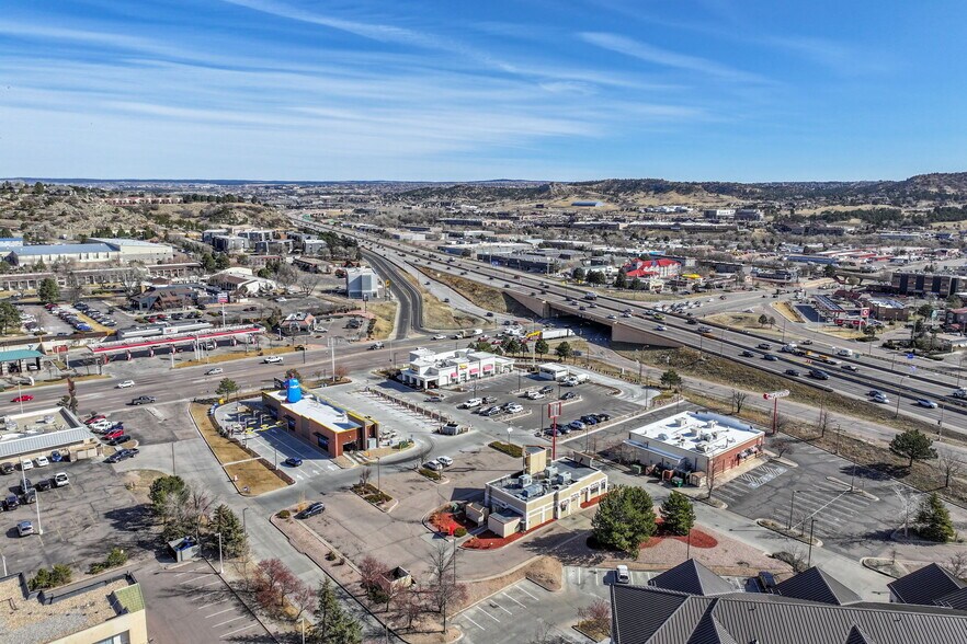 More Photos Of 511 Garden of the Gods Rd, Colorado Springs Fast Food For Sale
