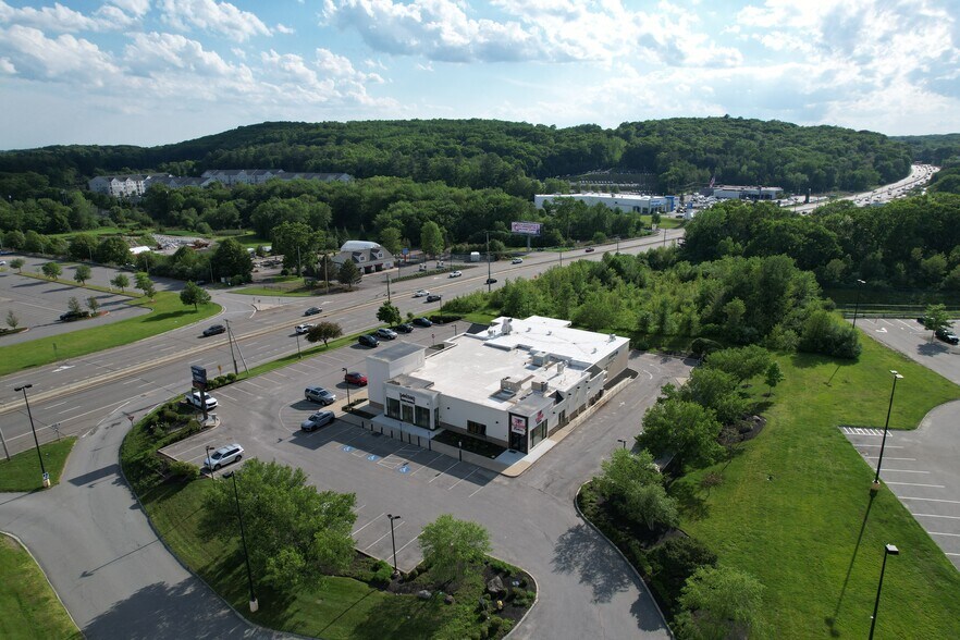 More Photos Of 303 Turnpike Rd, Westborough Freestanding For Sale