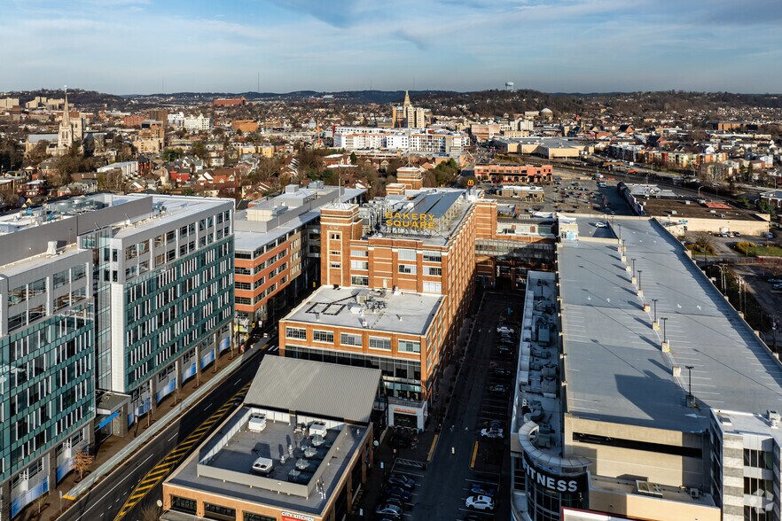 More Photos Of 6425 Penn Ave, Pittsburgh Unknown For Lease