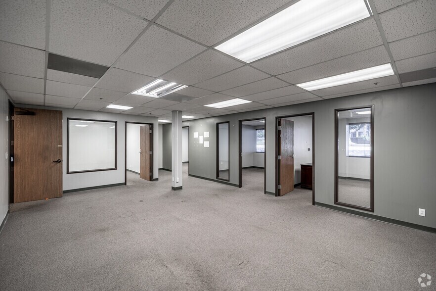 More Photos Of 500 S Kraemer Blvd, Brea Office For Lease
