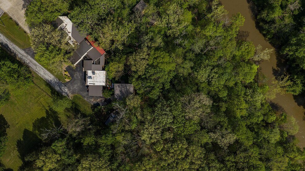 More Photos Of 381 W Guin Rd, Nixa Lodge Meeting Hall For Sale