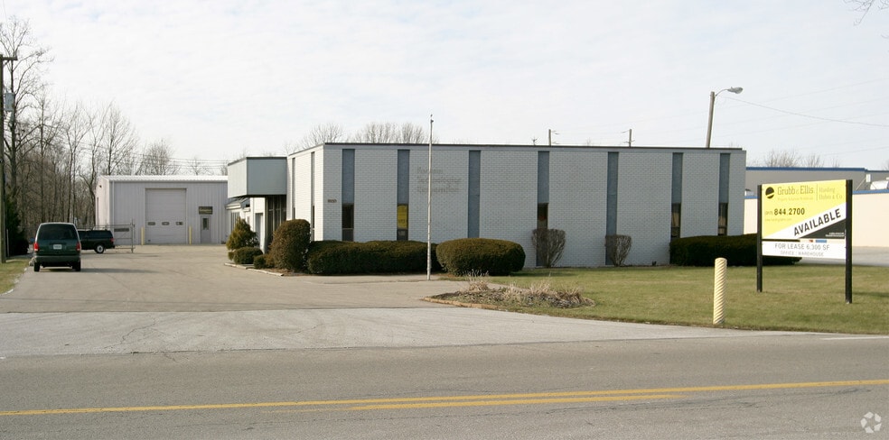 More Photos Of 6550 Guion Rd, Indianapolis Warehouse For Sale