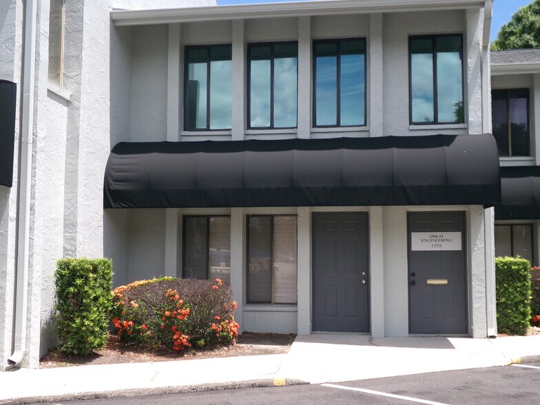 Primary Photo Of 1940-1964 E Edgewood Dr, Lakeland Office For Sale