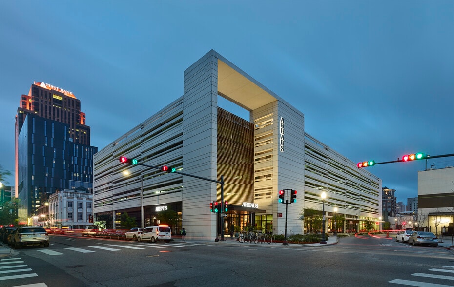 More Photos Of 616 Okeefe Ave, New Orleans Unknown For Lease