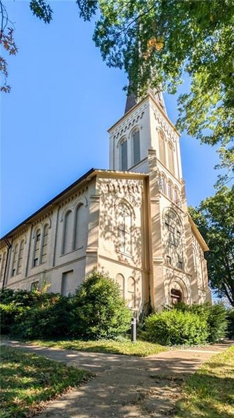 More Photos Of 230 E Jefferson St, Butler Religious Facility For Sale