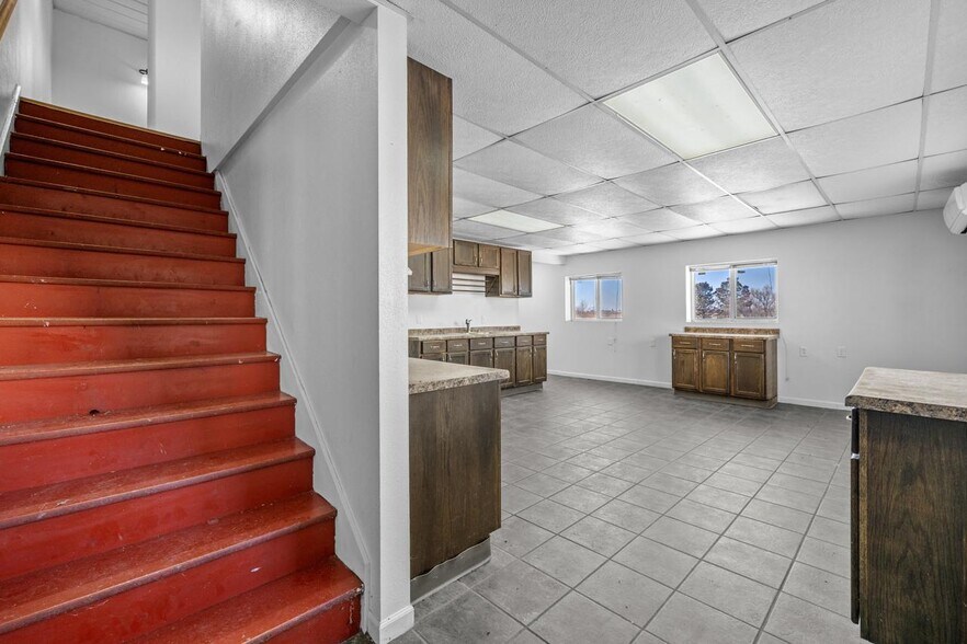 More Photos Of 2708 30th Ave NE, Minot Manufacturing For Sale