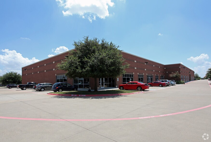 More Photos Of 4343 W Royal Ln, Irving Warehouse For Lease